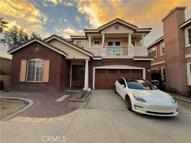 2119 Ridgeview TER, Signal Hill, CA 90755