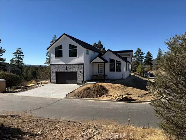 Big Bear City, CA 92314,447 Tanglewood DR