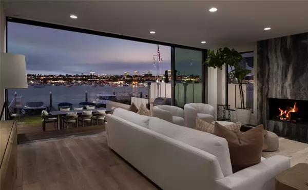 Newport Beach, CA 92661,1909 E Bay Ave