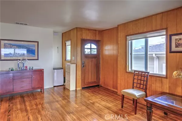 Redondo Beach, CA 90277,507 N Helberta