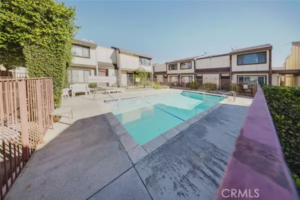 Panorama City, CA 91402,9318 Van Nuys BLD 26