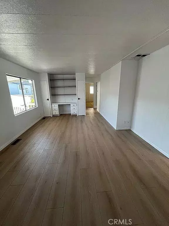 Irvine, CA 92618,14851 Jeffrey RD 135