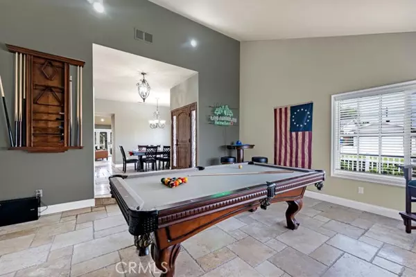 Chatsworth, CA 91311,10061 Cozycroft Ave