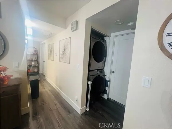 Canyon Country, CA 91351,26972 Flo 305