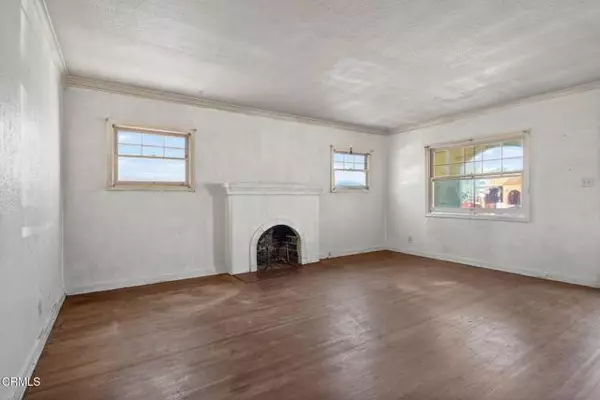 Ventura, CA 93001,216 E Lewis ST