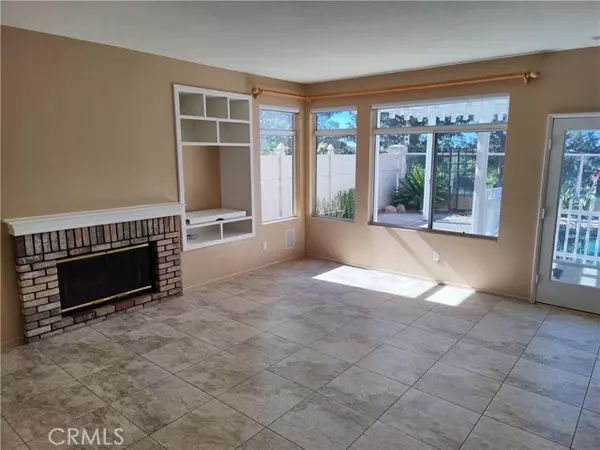 Rancho Santa Margarita, CA 92688,8 Via Anadeja
