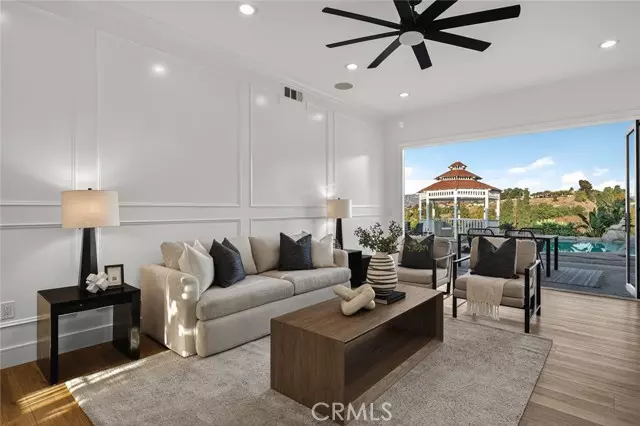 Anaheim Hills, CA 92807,266 S Via Montanera