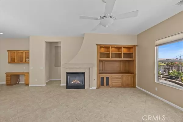 Corona, CA 92883,23892 Towish