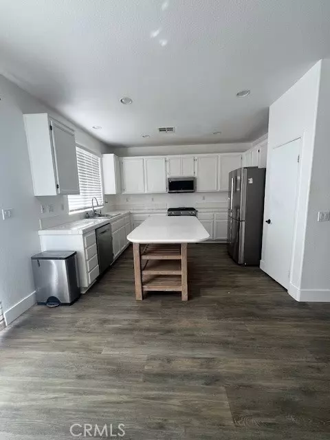 San Jacinto, CA 92582,1109 Lee Ann