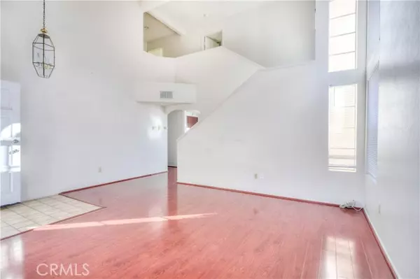 Moreno Valley, CA 92557,22355 Climbing Rose