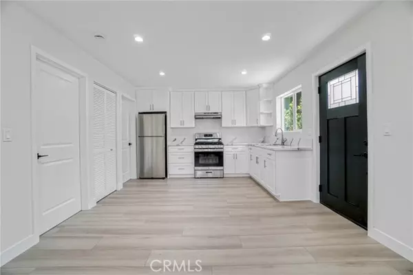 Tarzana, CA 91335,19120 Bessemer