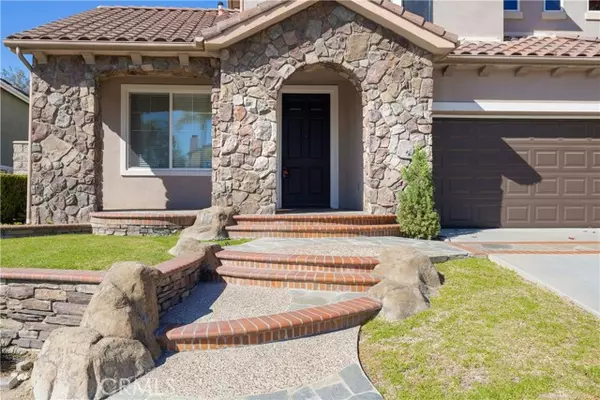 Yorba Linda, CA 92886,3795 Carson