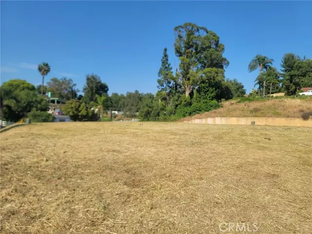 Yorba Linda, CA 92886,4960 Yorba Vista LN