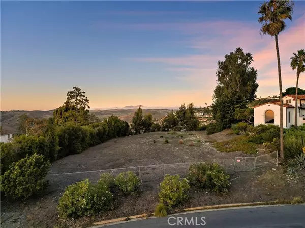 San Clemente, CA 92672,239 Avenida La Cuesta