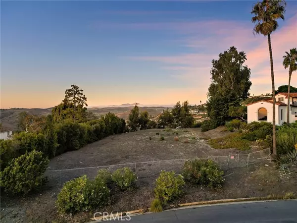 San Clemente, CA 92672,239 Avenida La Cuesta