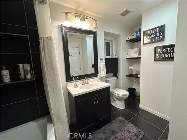 Woodland Hills, CA 91364,4201 Topanga Canyon Blvd BLD 116