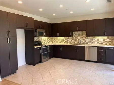 Lake Forest, CA 92630,16 Agave