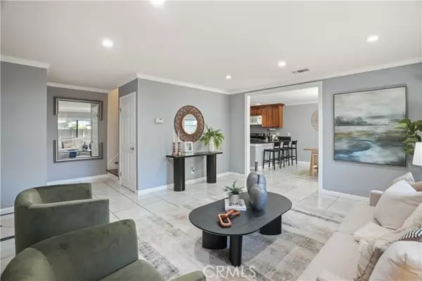 Newhall, CA 91321,23542 Newhall AVE 5