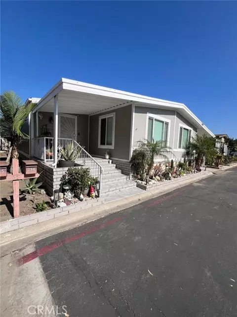 1919 W Coronet AVE 214, Anaheim, CA 92801