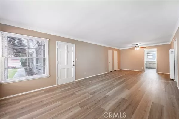 5319 Whitsett 3, Valley Village, CA 91607