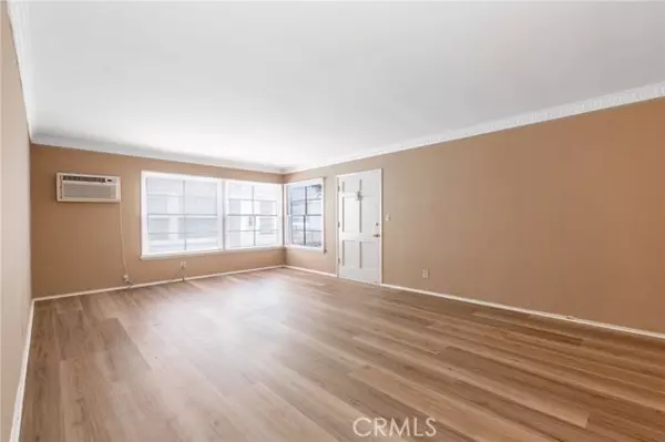 Valley Village, CA 91607,5319 Whitsett 3