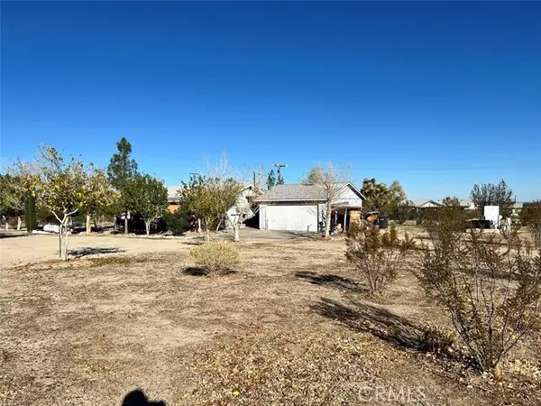 Pinon Hills, CA 92372,1011 Danbury