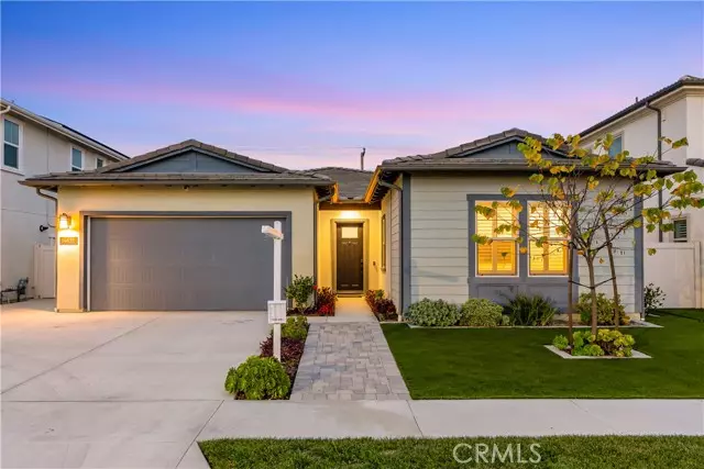 Huntington Beach, CA 92647,14432 Windfall LN