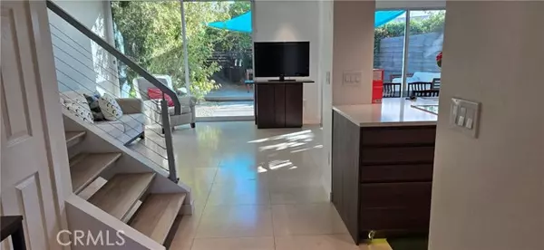 Irvine, CA 92604,5224 Walnut Ave 8