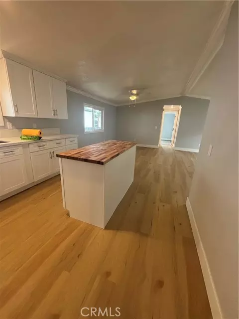 Hemet, CA 92543,1097 N State ST 10