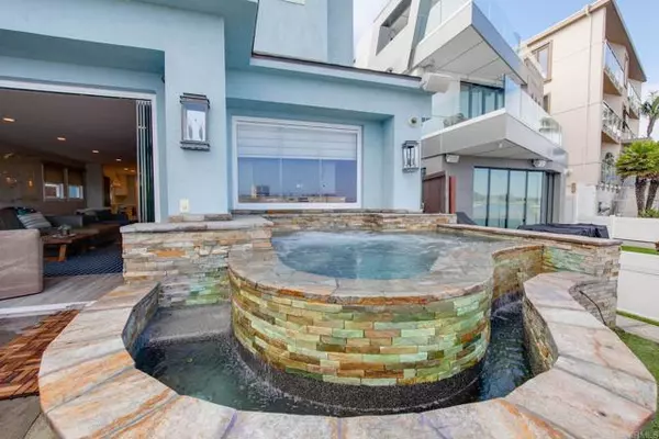 San Diego, CA 92109,2812 Bayside WALK