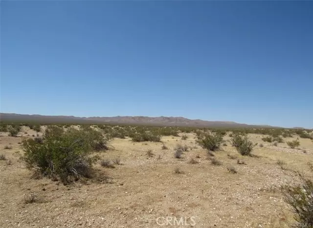 Lucerne Valley, CA 92356,0 0446-032-28-0000