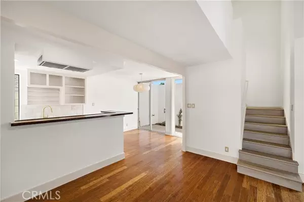 Newport Beach, CA 92663,344 Prospect