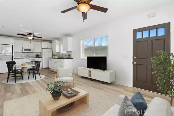 Costa Mesa, CA 92627,2225 Santa Ana Ave