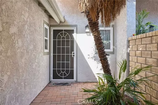 Canyon Country, CA 91387,15813 Ada