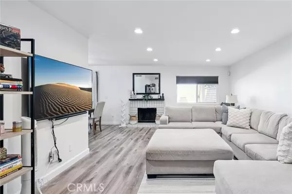 Canyon Country, CA 91387,15813 Ada