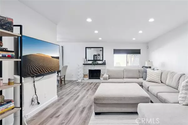 Canyon Country, CA 91387,15813 Ada