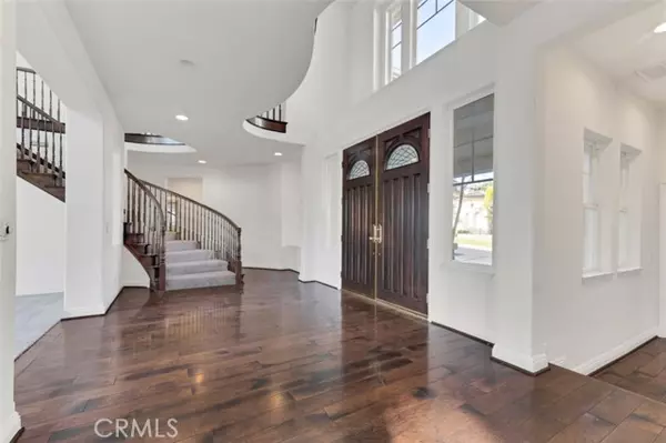 Porter Ranch, CA 91326,20212 Via Medici