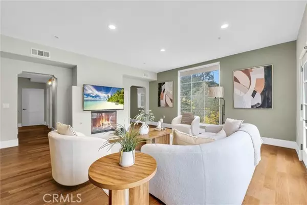 Rolling Hills Estates, CA 90274,975 Silver Spur RD