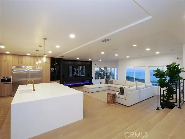 Rancho Palos Verdes, CA 90275,32551 Seacliff DR