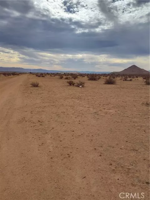 0 Falcion RD, Apple Valley, CA 92307
