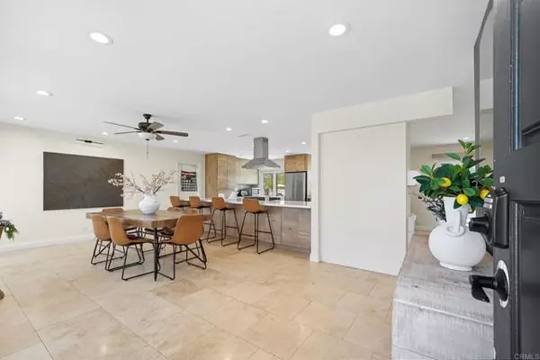 Bonita, CA 91902,305 Camino Del Cerro Grande