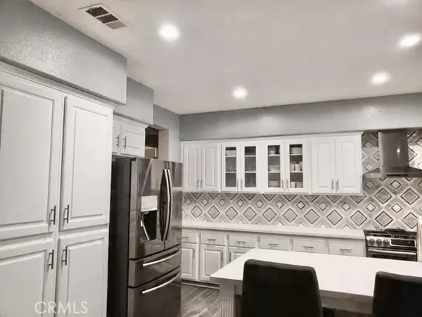 Victorville, CA 92392,10983 Bay Shore ST