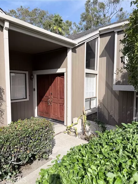 Irvine, CA 92603,40 Canyon RDG