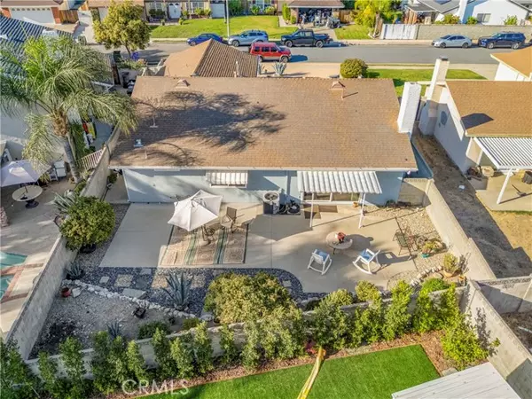 Canyon Country, CA 91351,19648 Lonerock