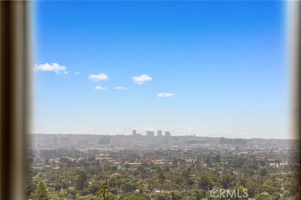12284 Circula Panorama, Santa Ana, CA 92705