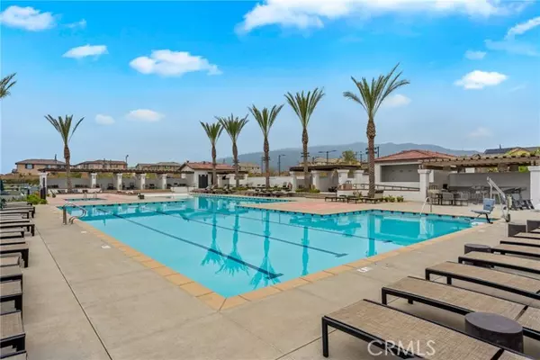 Fontana, CA 92336,5253 Wildflower 1