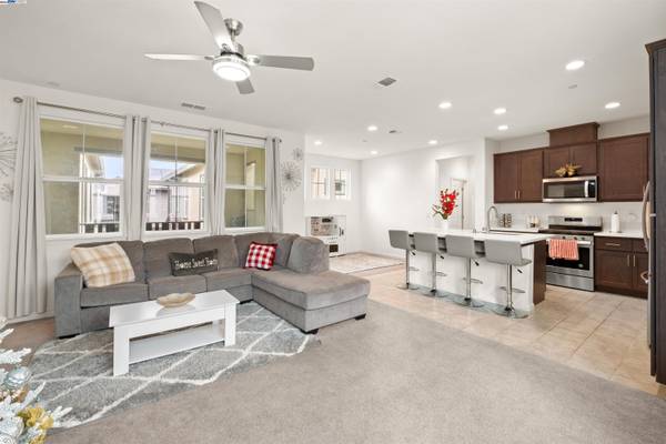 17575 Altair WAY, Lathrop, CA 95330