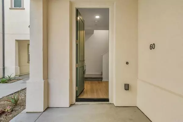 San Diego, CA 92154,5381 Calle Rockfish 60