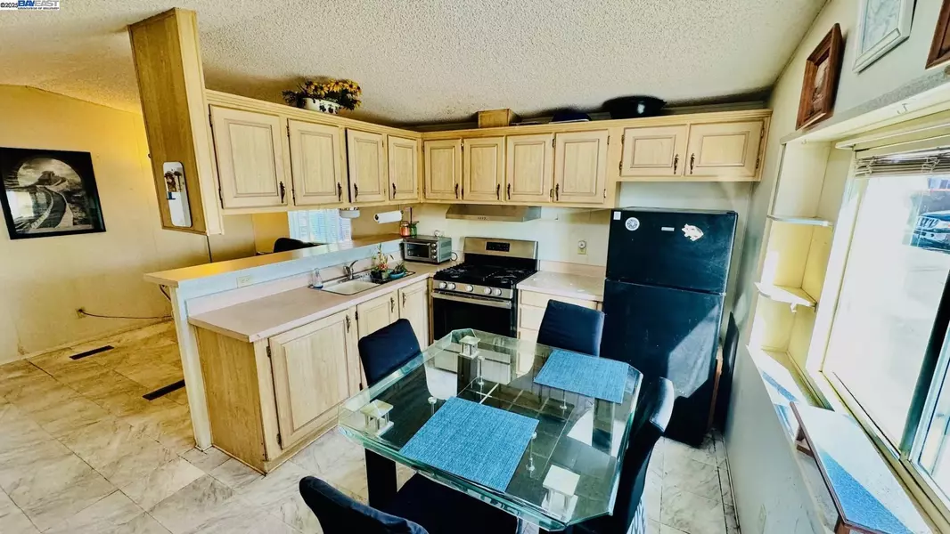 2399 E 14th 112, San Leandro, CA 94577