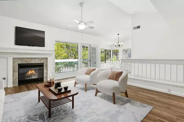 16244 Avenida Venusto A, San Diego, CA 92128